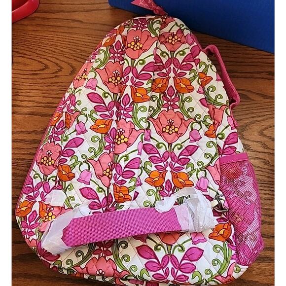 NWT Vera Bradley Sling Tennis Backpack Lilli Bell - Picture 2 of 4